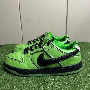 Size 6.5M- Nike SB Dunk Low Pro QS "Buttercup" POWERPUFF Girls UA